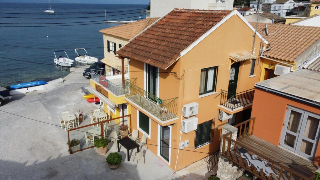 Old Harbour Apartments By Corfuescapes Gaios Eksteriør billede